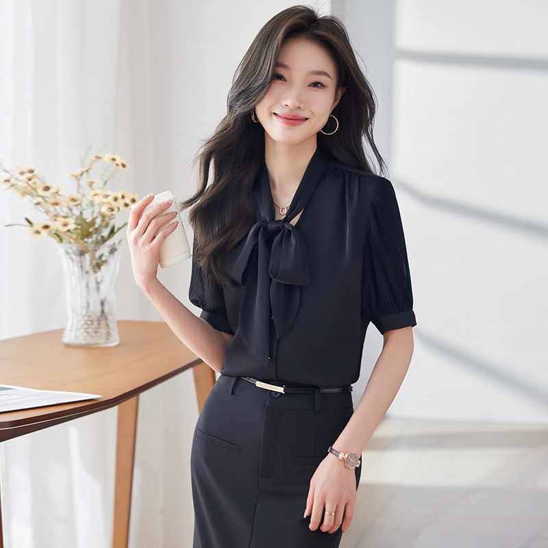Summer elegant shirt with bow