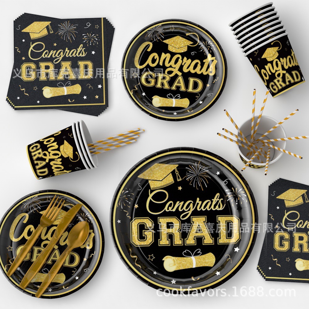 Temporada de graduación de oro negro temático bandeja de papel desechable tazas de papel toallas de papel cubiertos set de decoración de fiesta de graduación