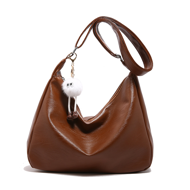 Bolsos de mujer de gran capacidad de invierno 2023 nuevo estilo urbano simple popular bolso de mensajero bolso de hombro de moda al por mayor
