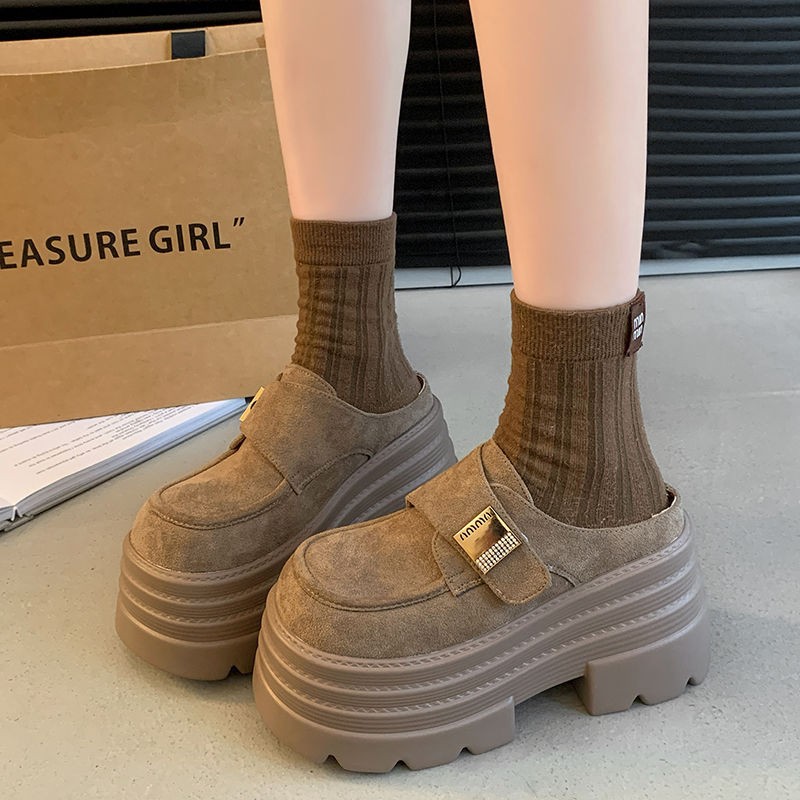 Muffin aumentó la altura de los zapatos Birken para mujeres 2025 nuevas zapatillas de primavera y verano, zapatillas retrógradas pequeñas