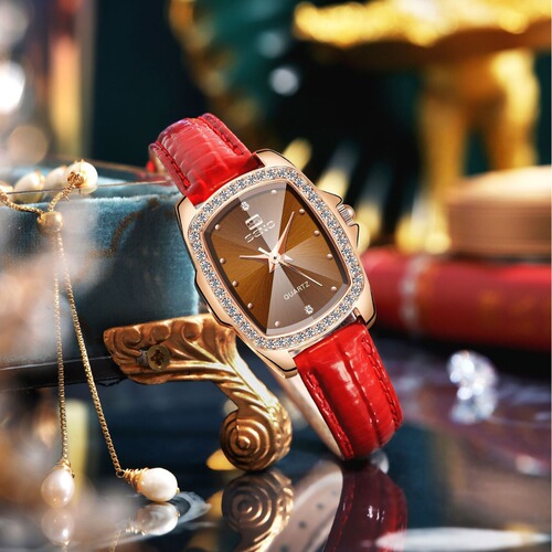 SENO Chennuo one piece drop shipping European and American retro square diamond women's belt watch simple water diamond British women's watch