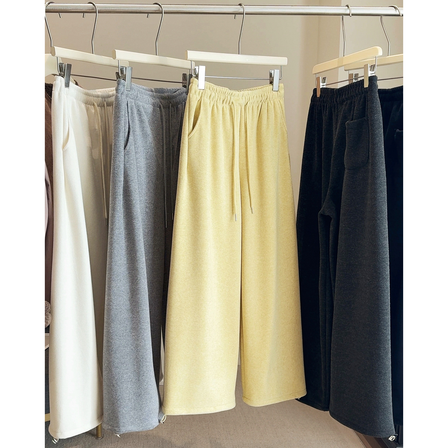 高腰加绒加厚糯米裤女2025冬宽松百搭阔腿裤休闲运动直筒拖地裤子