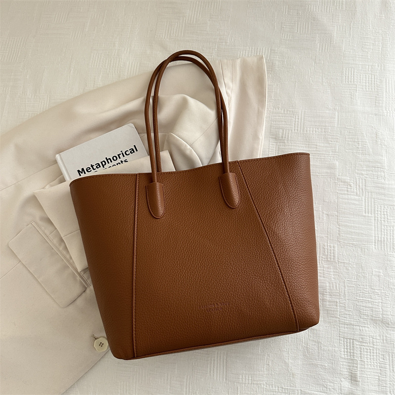 2024 nueva moda de color sólido ocio de viaje sencillo bolso de hombro para mujeres gran capacidad suave retro mujer