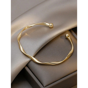 O 85882 Mobius Ring Dainty Bangle Ī�Ȟ�˹�hС���|���֭h