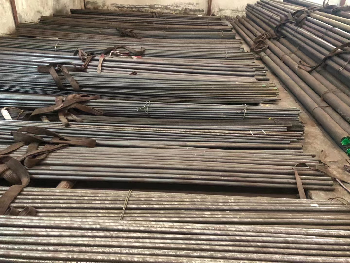 1Cr18Ni9Ti圆钢1cr18ni9ti不锈钢棒材不锈钢板