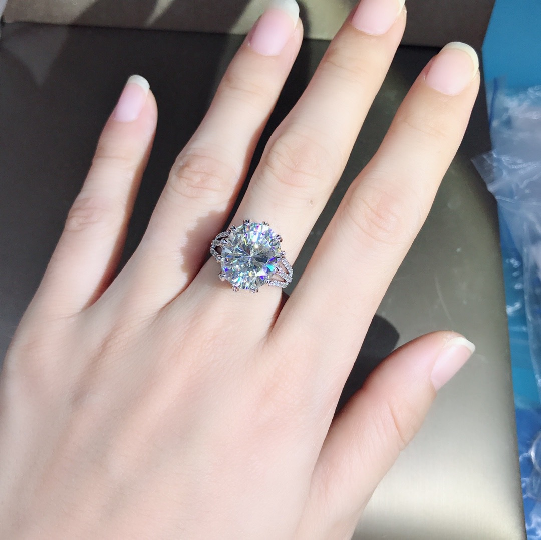 6 quilates VVS grado 3EX Oval anillo de diamantes de alto carbono con incrustaciones de diamantes importados de alto carbono Rosa G color amarillo joyería