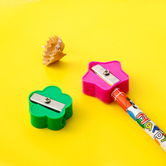 塑料長方形卷筆刀學生用品五角星形轉筆刀梅花形削筆器工廠直銷