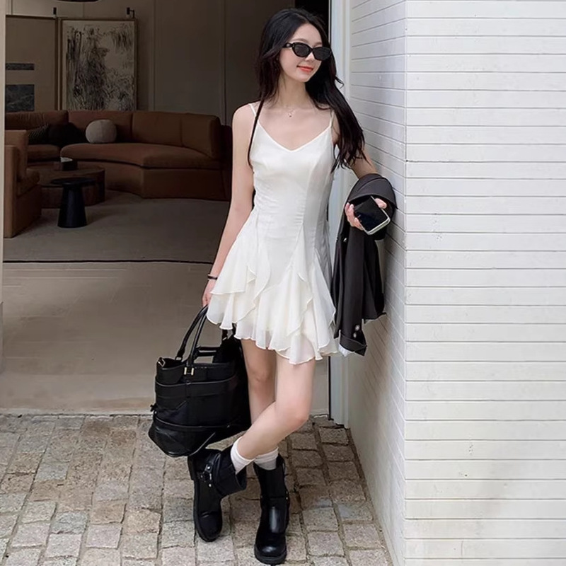 2026 Spring/Summer New Lace Patchwork Strap Dress for Women with Irregular Design and Unique Ruffle Style