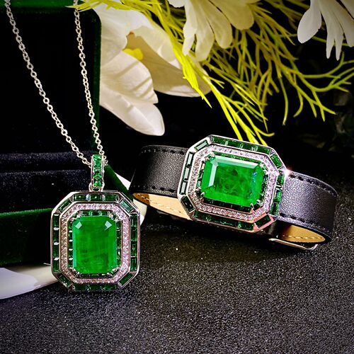 Brand New Elegant Craftsmanship Emerald Pendant Necklace with Cotton, High-End Crystal Green Diamond Watch Strap Bracelet
