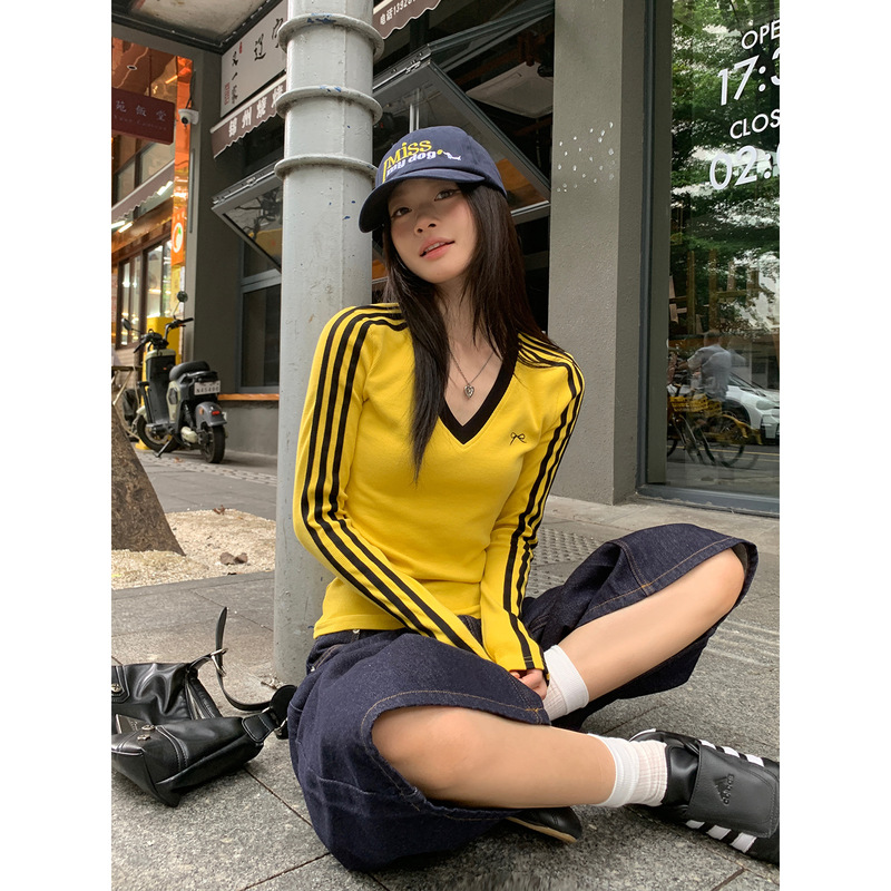 宋正恩蝴蝶结绣花拼色长袖t恤女秋季新款v领修身显瘦内搭上衣|undefined