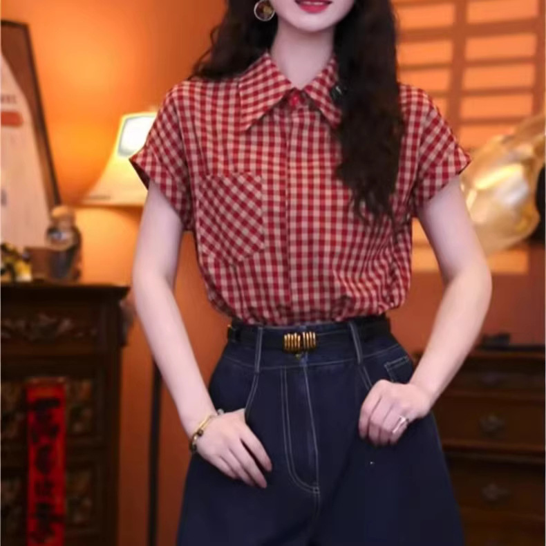 Nostalgic Retro Hong Kong Style Women's Short-Sleeve Shirt, Summer 2026 Trendy High-End Elegant Plaid Top, Unique and Beautiful Blouse Nostalgic Retro Hong Kong Style Women's Short-Sleeve Shirt, Summer 2026 Trendy High-End Elegant Plaid Top, Unique and Beautiful Blouse