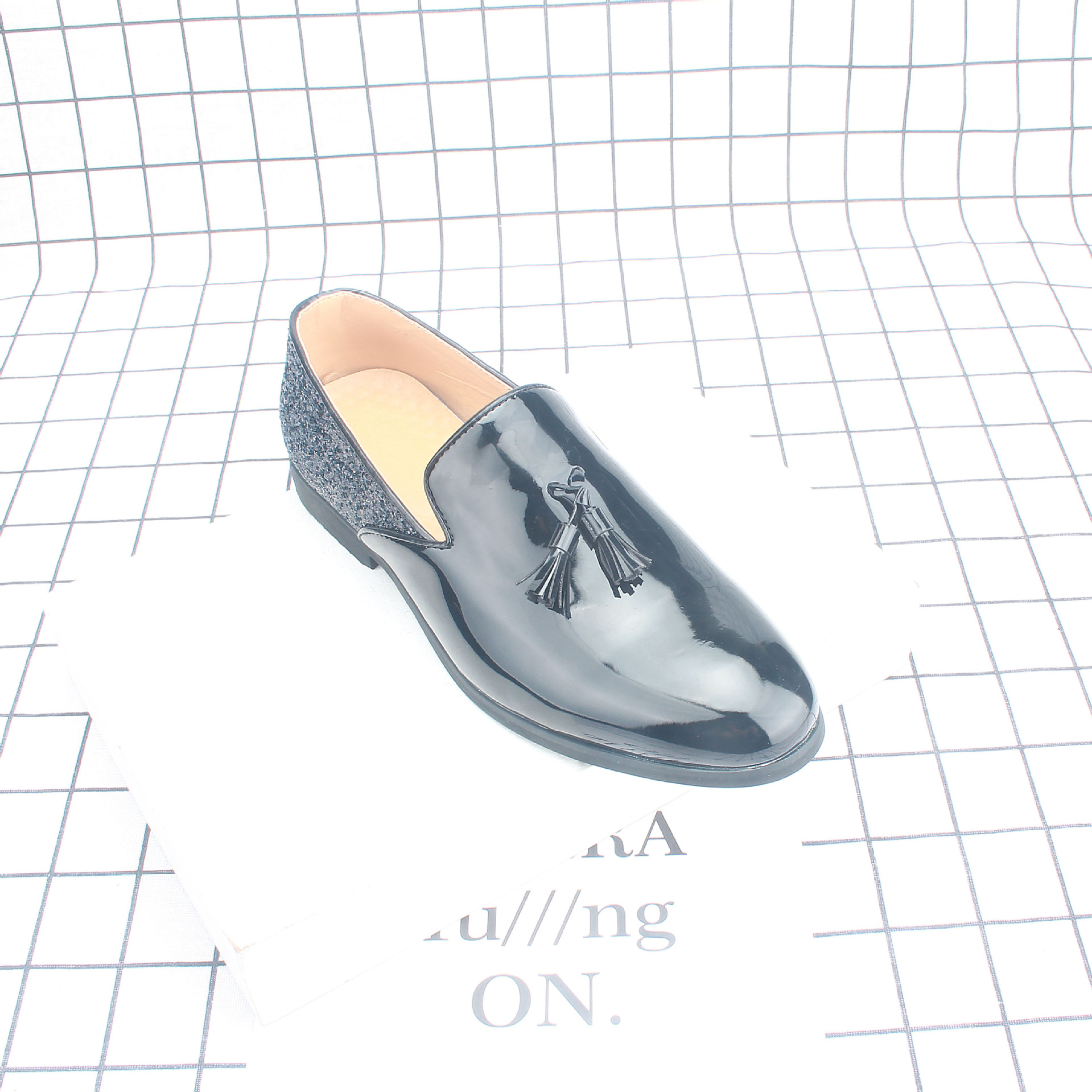 23�¿�������ʿƤЬ����һ�ŵ��ָ�����Ь��Ƥ����7952