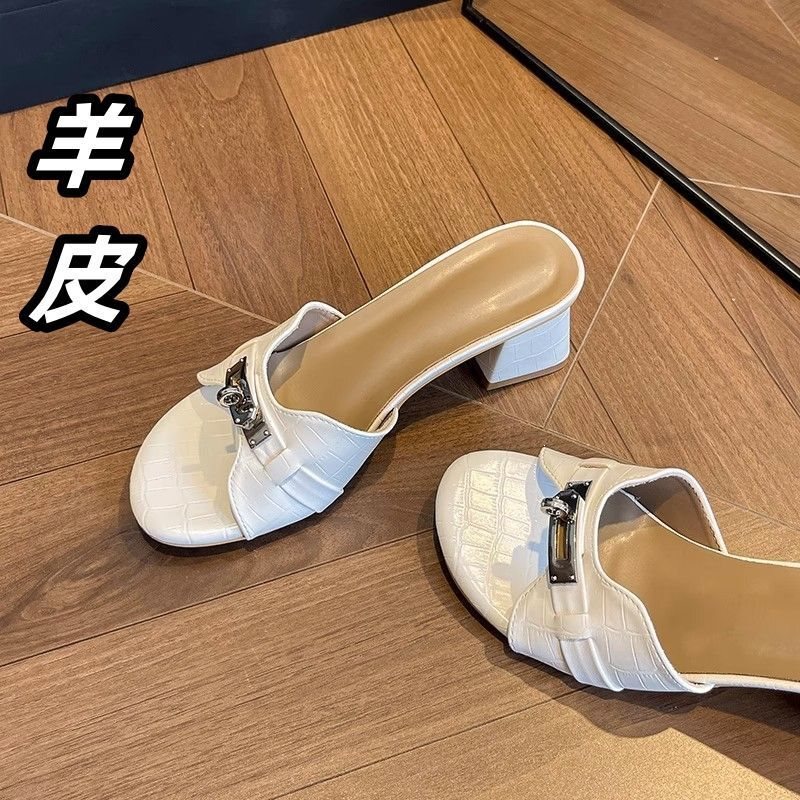Sheepskin Style~ Korean Crocodile Pattern High-Heeled Sandals for Women 2026 Summer Open-Toe Small Gold Buckle Single-Strap Chunky Heel Sandals