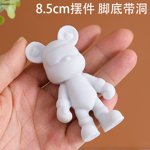 Cool bear white embryo wholesale fluid live broadcast room same resin cool white embryo piggy bank diy mini bear