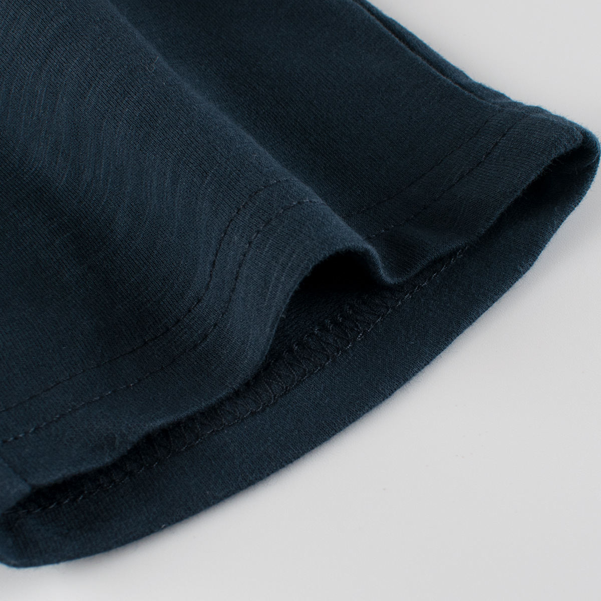 27kids ropa para niños coreanos 2025 verano nuevo estilo para hombres y bebés pantalones cortos para niños de cinco puntos de color sólido