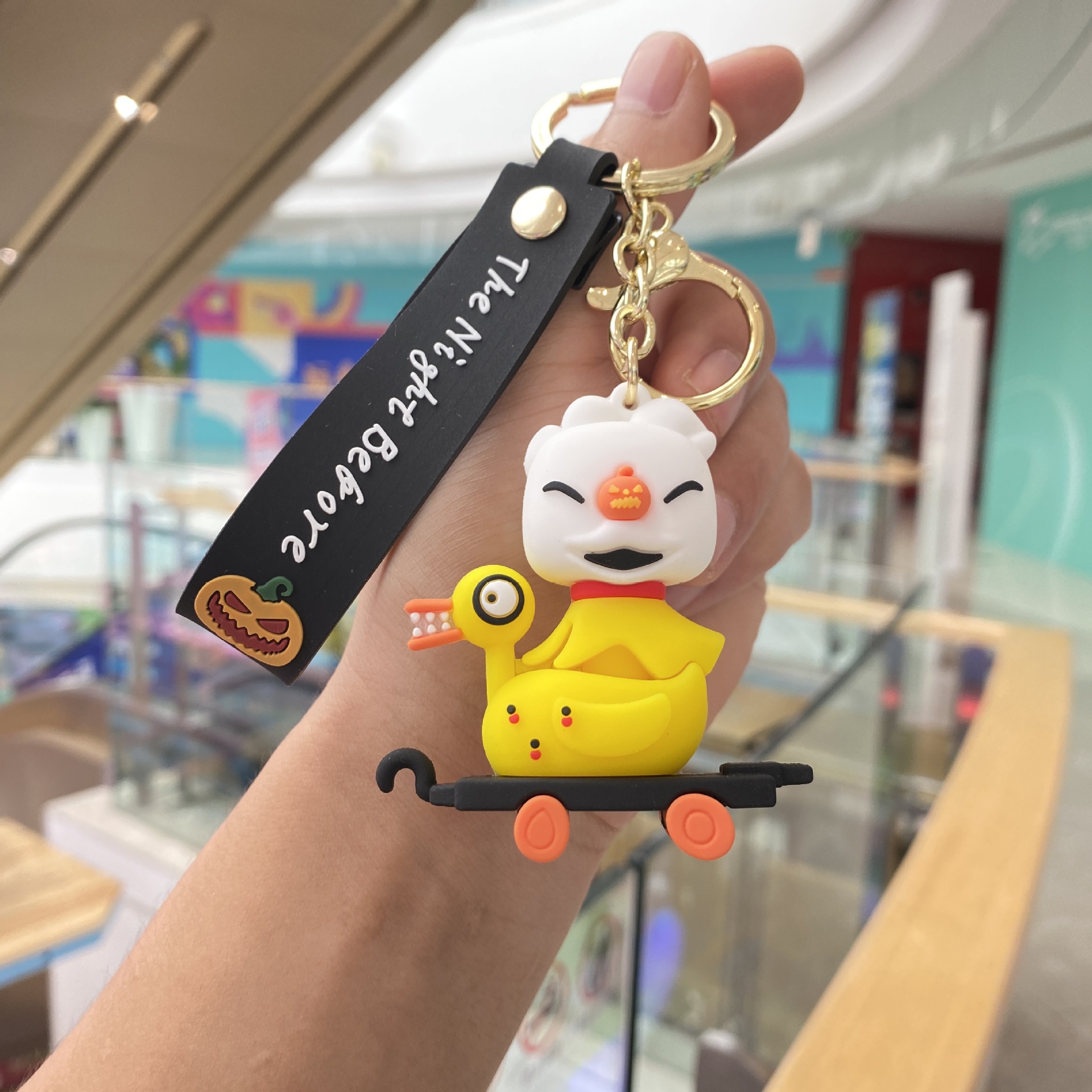 Nueva historieta Navidad noche horror llavero muñeca colgante bolsa coche llavero accesorios pequeño regalo al por mayor