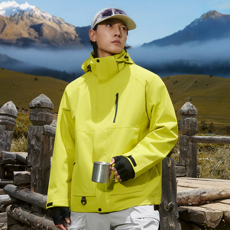 Três trajes de asalto personalizados de trabajo al aire libre 3 en 1 con capuzas de cáscara dura chaqueta suelta de peso ligero a prueba de viento e impermeable