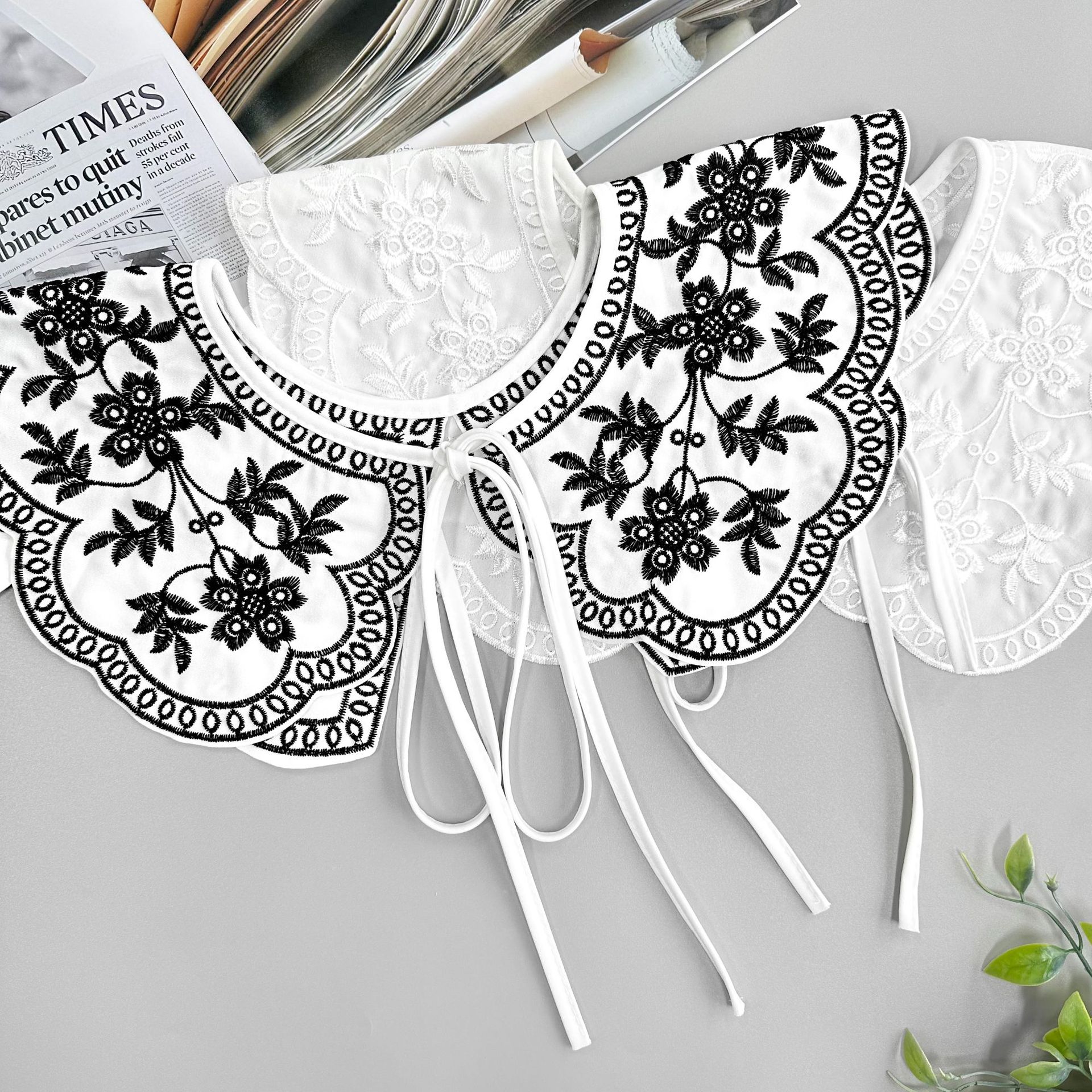 Collar falso de primavera y verano exquisito bordado en blanco y negro ropa de mujer vestido de suéter a juego collar decorativo transfronterizo dedicado para el comercio electrónico