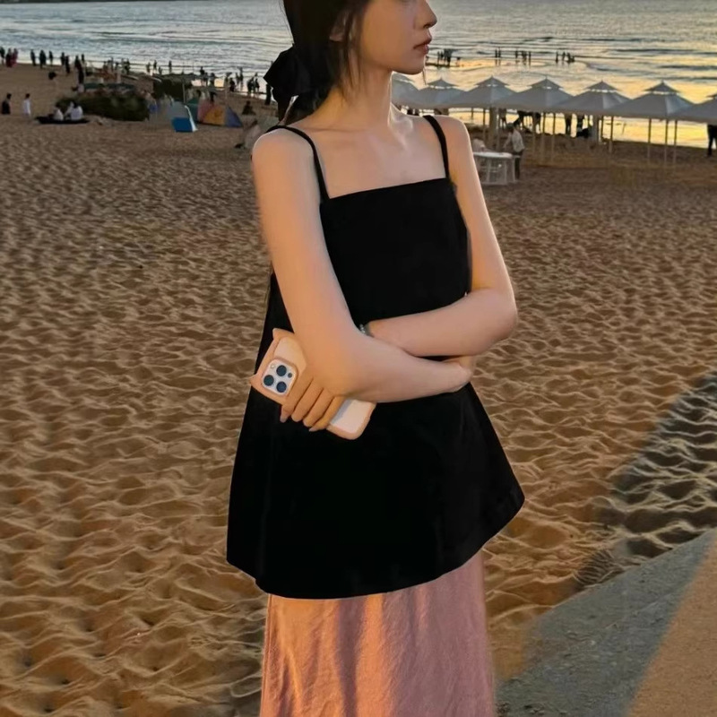 Black Velvet Camisole Vest with a Smooth Texture, Loose Fit, Sleeveless, Open Back and Off-Shoulder Top for Women Black Velvet Camisole Vest with a Smooth Texture, Loose Fit, Sleeveless, Open Back and Off-Shoulder Top for Women
