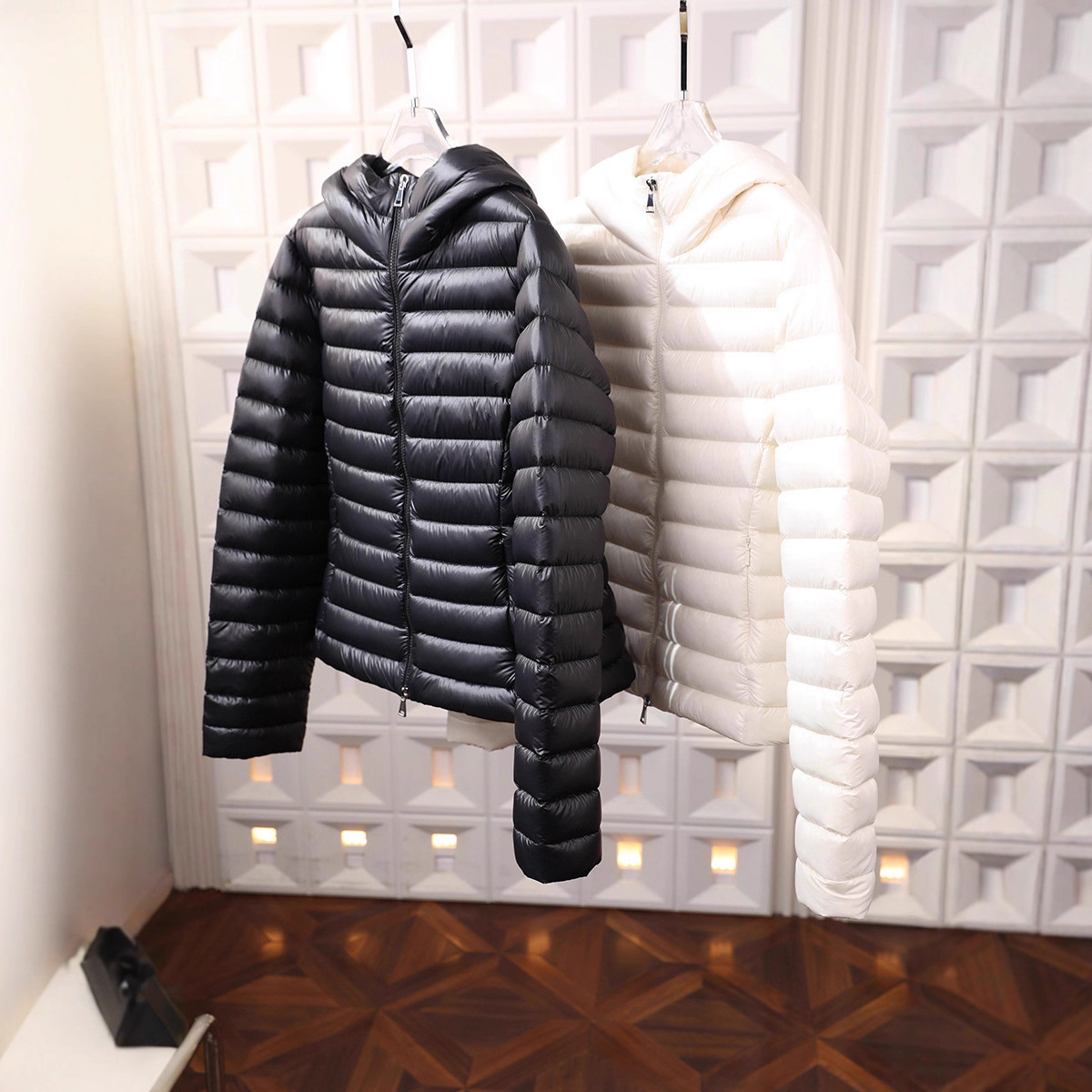 秋冬保暖显瘦连帽90%白鹅绒服