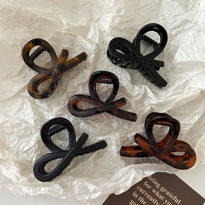 Simple Sweet Bow Half Bun Hairpin for Women's Back of the Head High-end Bun Hairpin Fashionable Versatile Shark Hairpin 