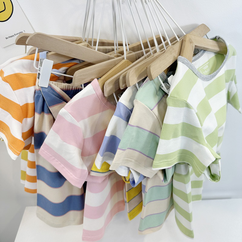 Summer Stripesd Home Clothes for Middle and Large Kidsren, Kidsren's Short-Sleeved Mid-Pants Pajamas, Boys and Girls, Summer Air-Conditioned Clothes, Casual Suits