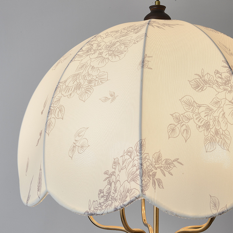 Candelabro de estilo antiguo francés LED lámpara principal de sala de estar simple sala retro patrón de tela restaurante dormitorio lámpara de casa de familia