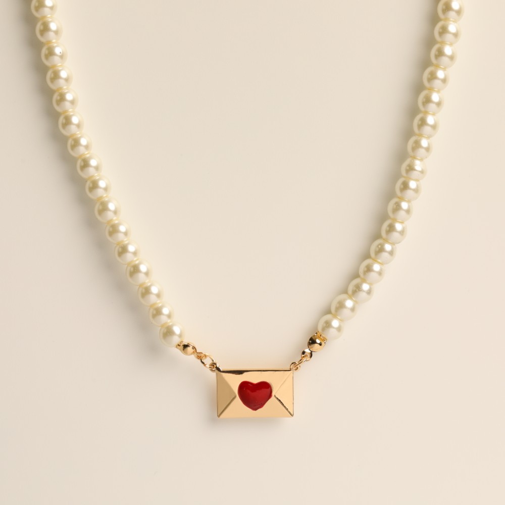 Mode Coeur Lettre Perle Clavicule Chaîne 18k Or Placage De Cuivre Collier display picture 1