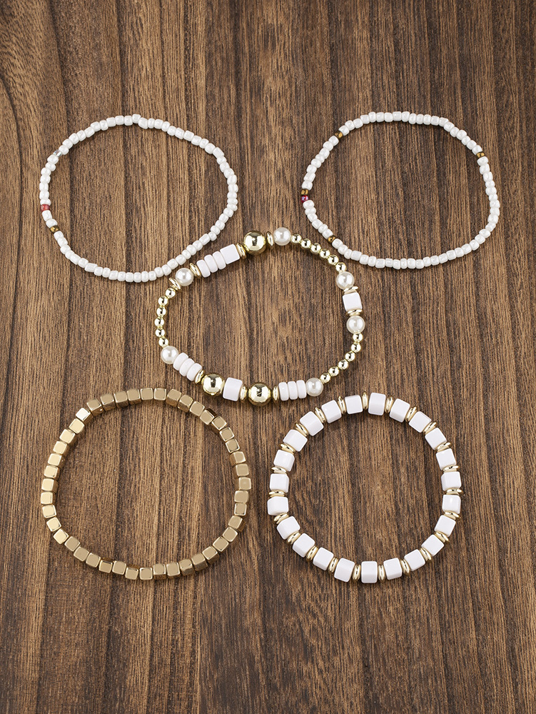 20g Weight Acrylic Pendant Material Bracelets Classification Alloy Chain Material 1 Set Quantity Holiday, Daily, Street Occasion Alloy Material Geometric Pattern Unisex Gender Beaded, Plating Design Retro Style Retro Geometric Alloy Beaded Bracelets Wholesale 10