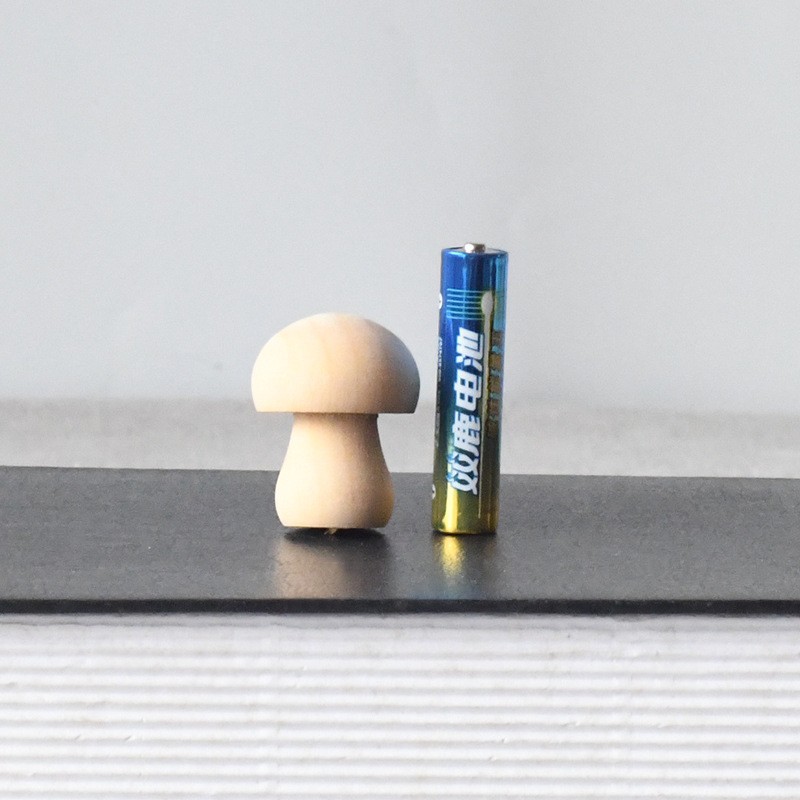 Nuevo producto bricolaje pintado a mano madera embrión fruta árbol de Navidad campana hongo casa se puede colorear regalo de vacaciones preescolar
