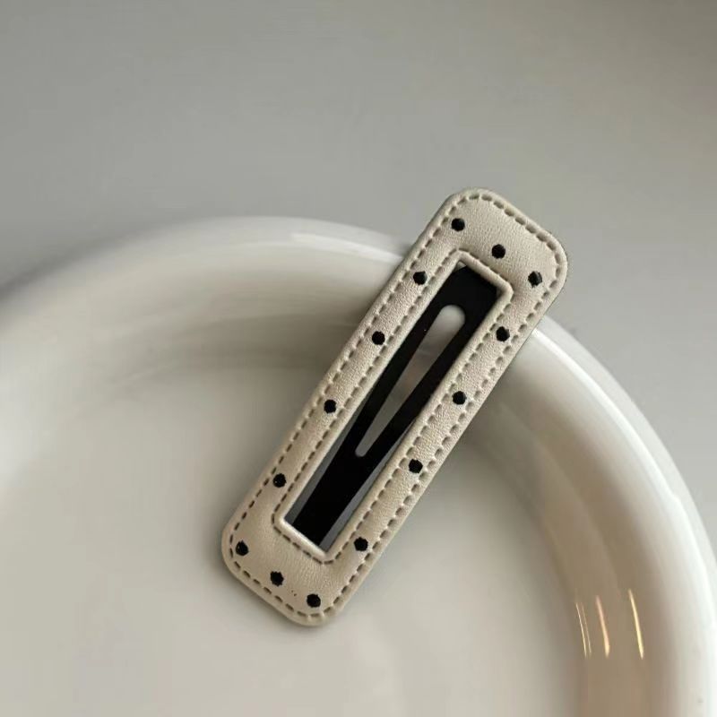 Wave dot rectangle [white]