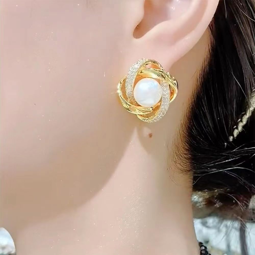Brincos de pérolas elegantes para mulher com prata de lei_voghion.com
