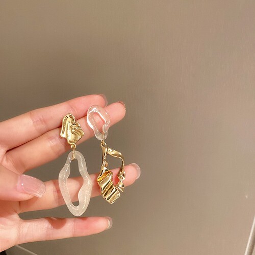 925 Silver Asymmetric Pearl and Diamond Studded Earrings, Korean Style, Simple and Elegant Women's Vintage Earrings, Bulk Wholesale