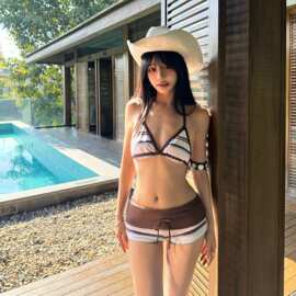 泰国新款可爱少女印花分体泳衣纯欲条纹显瘦温泉度假bikini比基尼