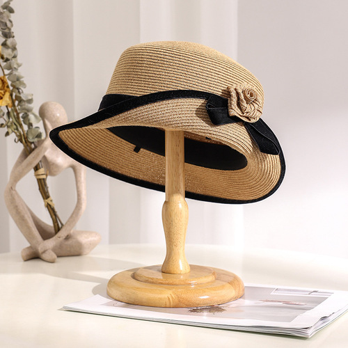 Edge-turning camellia Hockney-style breathable grass hat for women, summer sun protection, small scented wind, fashionable woven versatile French sun hat