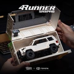 クロスボーダーのプラチナの積み木8809トヨタの授権コンテナの8格車の超覇の益智の子供の積み木の置物