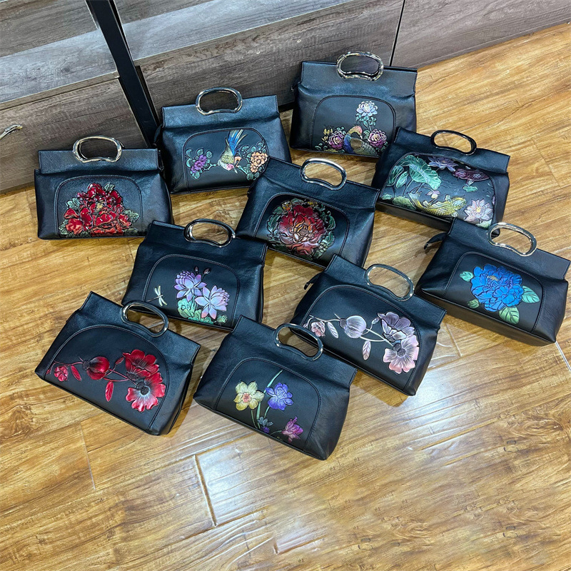 Nuevo bolso de mujer chino textura de gran capacidad 2024 nuevo bolso de madres de mediana edad atmósfera retro cheongsam bolso de hombro