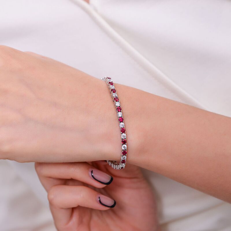Red Riding Book with Classic Four Claw 3mm Cultivated Ruby High Carbon Diamond Tennis Silver Bracelet Full Diamond All-match Overlapping Wear