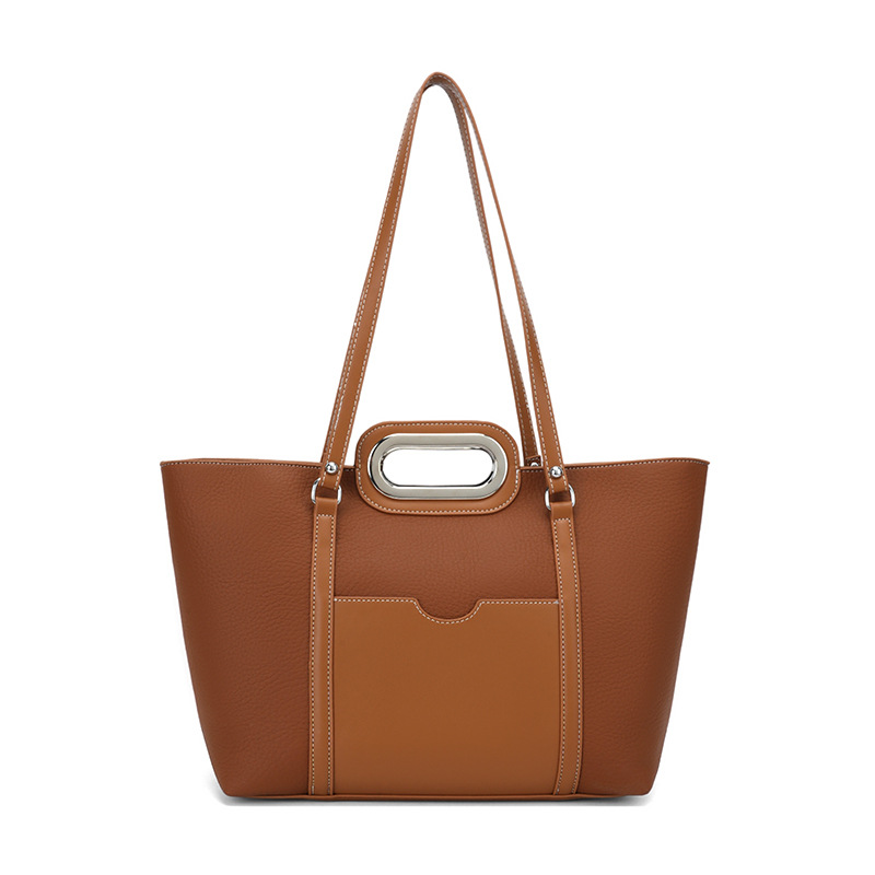 Bolso retro de gran capacidad para mujeres 2026 primavera nueva moda simple, lujoso, ligero y versátil bolso de hombro bajo la axila