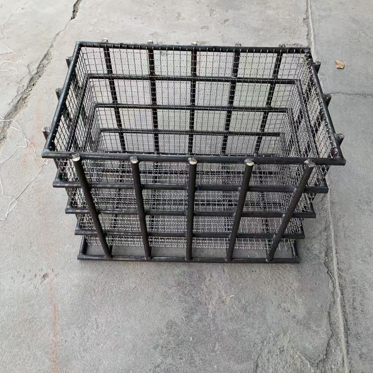 310S不锈钢丝网 高温炉用网 淬火炉料筐  镍铬合金丝网 2520料筐