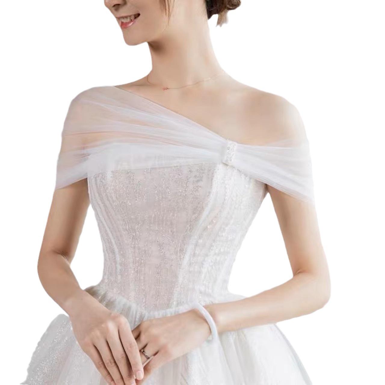 Robe de mariée élégante avec cape amovible pour cérémonie_voghion.com