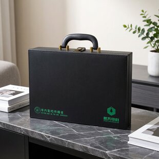 ܇�����ɂ�����Ʒ�ж���PUƤ�|��܇�����x�����Y�o��ҺչʾƤ��