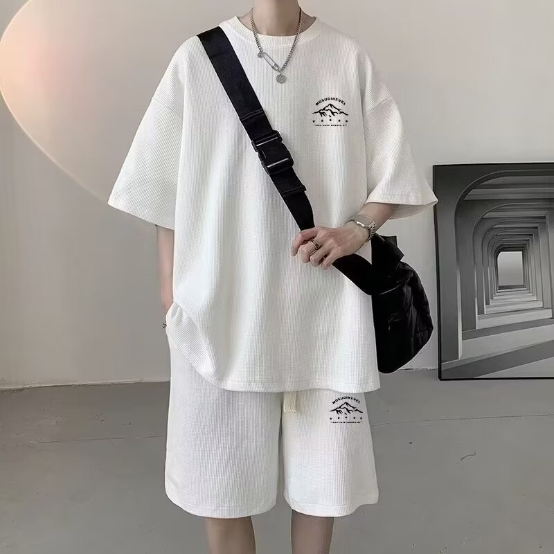 2026 Summer New Men's Casual Sports Suit Short-Sleeve T-Shirt Trendy Five-Point Shorts Loose Hong Kong Style Two-Piece Set