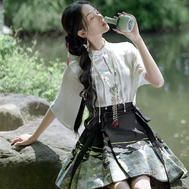 Настоящая фотография новой женской одежды в китайском стиле с пряжками, жаккардовые топы средней длины в стиле ретро, ​​цельные золотые тканые юбки, юбки с лошадиной мордой, комплект из двух предметов.