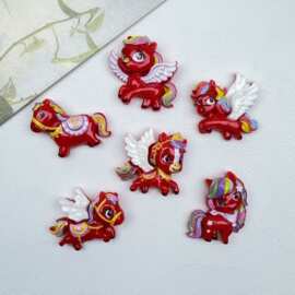 创意卡通马年新品树脂配件 diy奶油胶手工发夹发绳洞洞鞋衣帽装饰