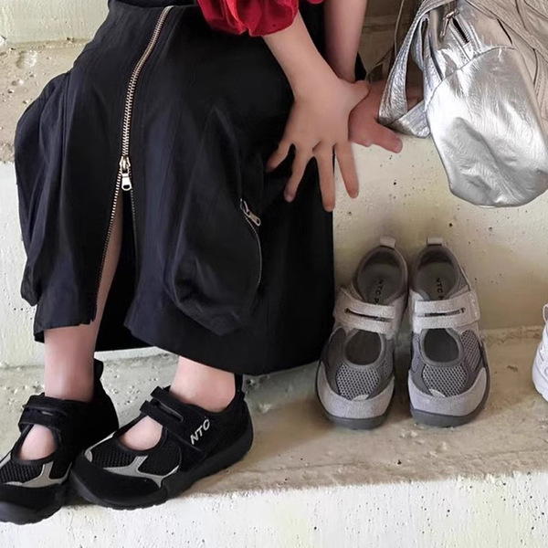 Children's sports sandals