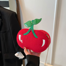个性樱桃造型小包2025冬季新款小清新时尚百搭可爱单肩斜挎水果包