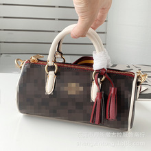 QԭΚW͹ŲʿD^μбƤŮͰ