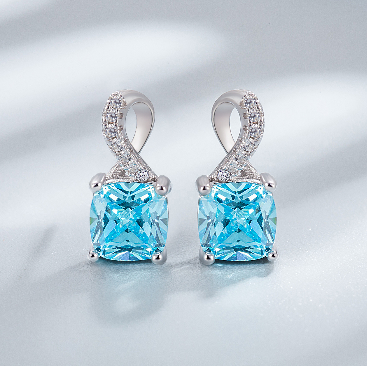 925 Sterling Silver Material S925 Sterling Silver Fine Jewelry Diamond-Studded Necklace Stud Earrings Style Jewelry Suit Silver Jewelry