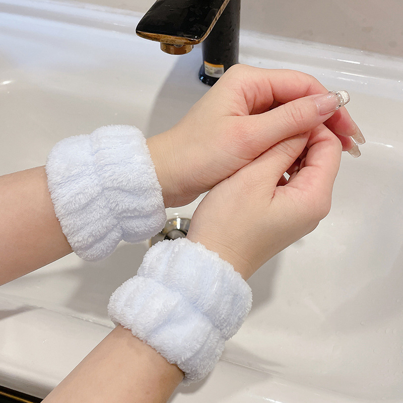 Mangas Arteque absorbente de agua a prueba de humedad Lavado facial femenino Pulsera Lavado Manga a prueba de salpicaduras Ejercicio Pulsera de limpieza de sudor Lazo para el cabello de felpa